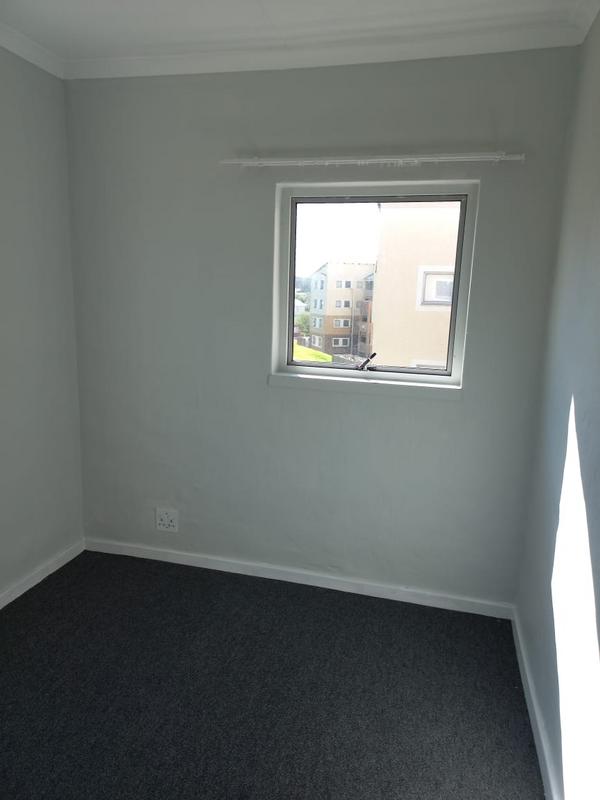To Let 2 Bedroom Property for Rent in Amalinda Eastern Cape